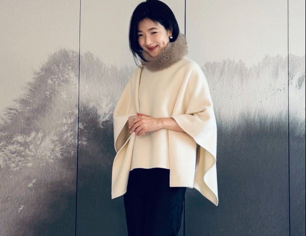 30% 喀什米爾 70% 高支羊毛 白色上衣斗篷