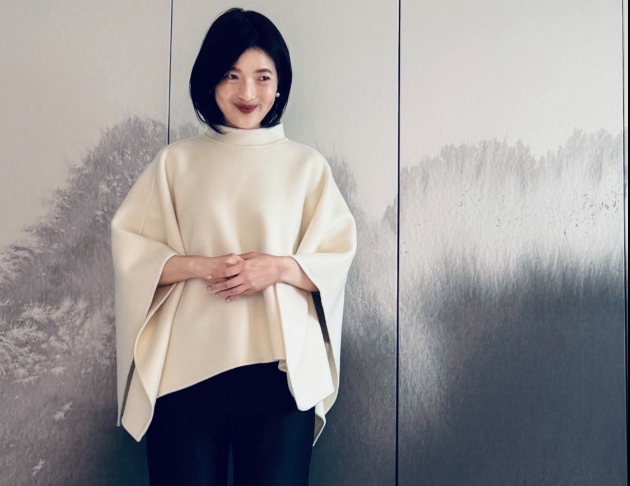 30% 喀什米爾 70% 高支羊毛 白色上衣斗篷