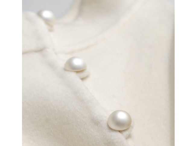 30% 喀什米爾 70% 高支羊毛 白色上衣斗篷