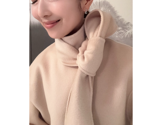 雲暖結立領上衣30% 駝絨 70% 羊毛