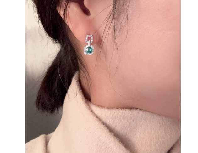 綠寶石鑽石耳環