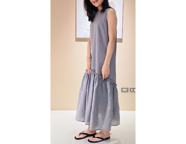 莫藍色洋裝