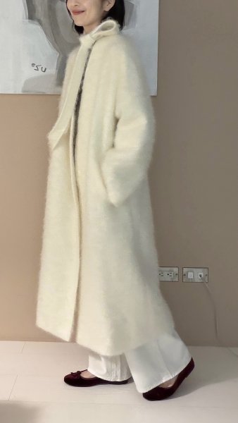 喀什米爾絨毛大衣 30%Cashmere 70%wool